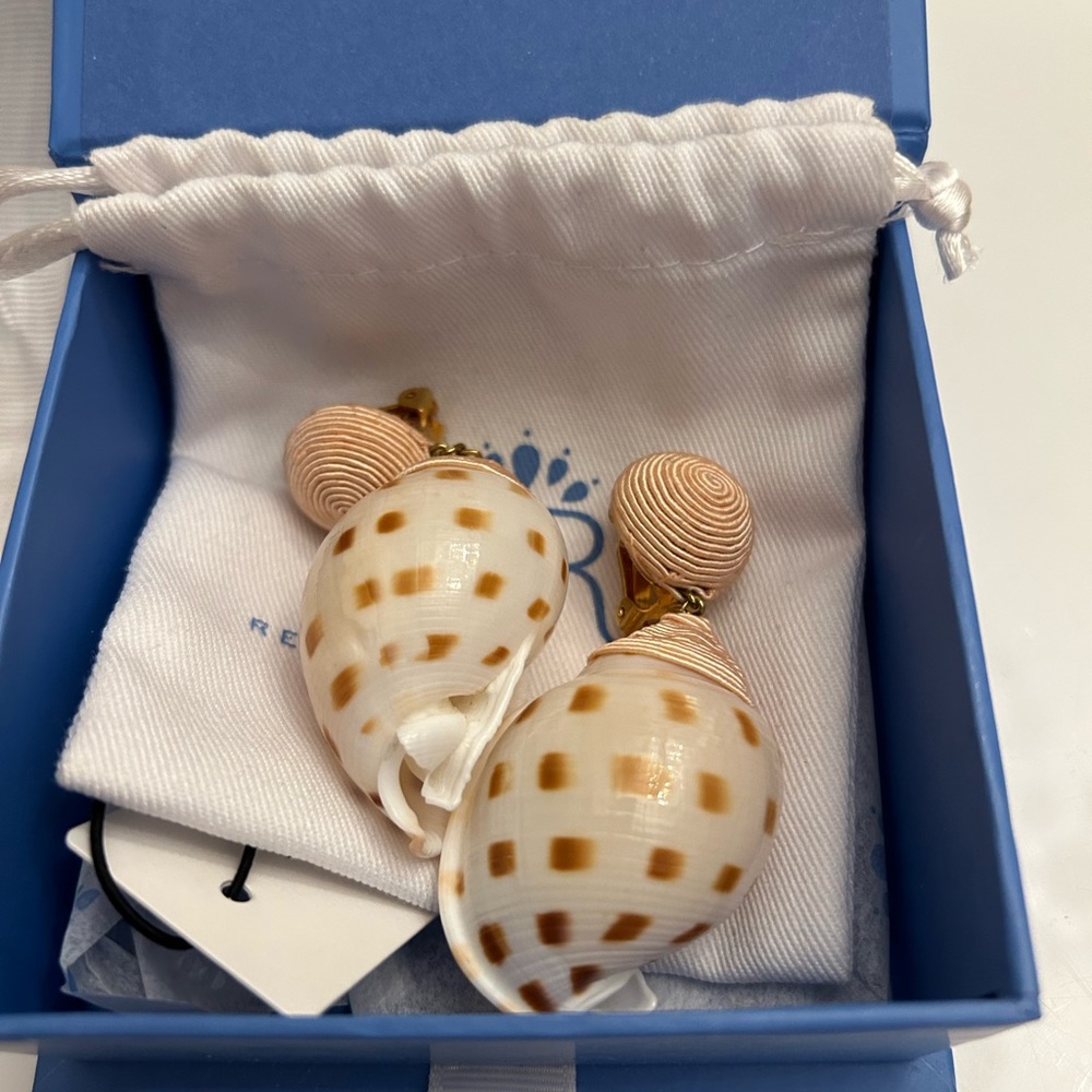 Rebecca De Ravenel Ophelia Pink Shell Earrings